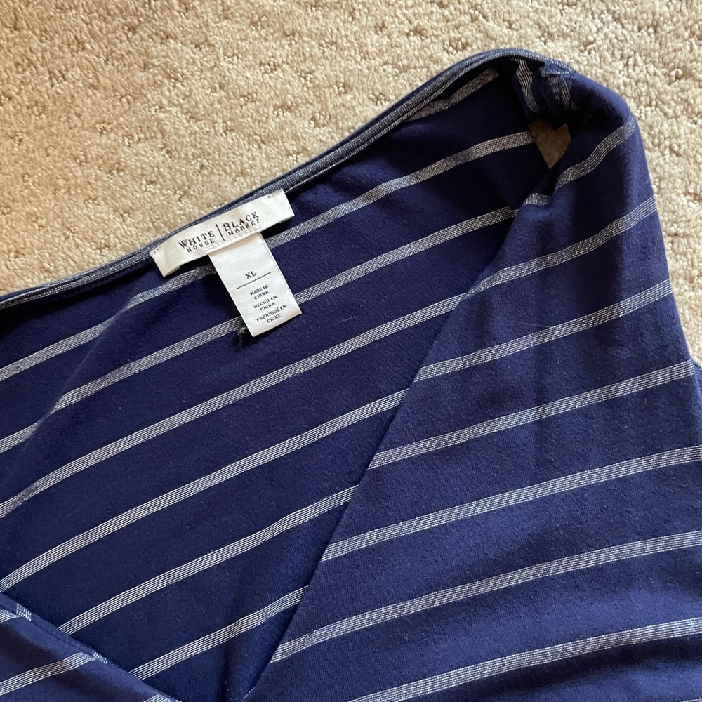 WHBM cold should top- Size Large XL Blue/Silver